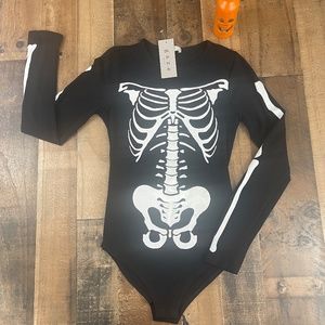 NWT Gaze DTLA White Skeleton Scoop Neck Black Body Suit